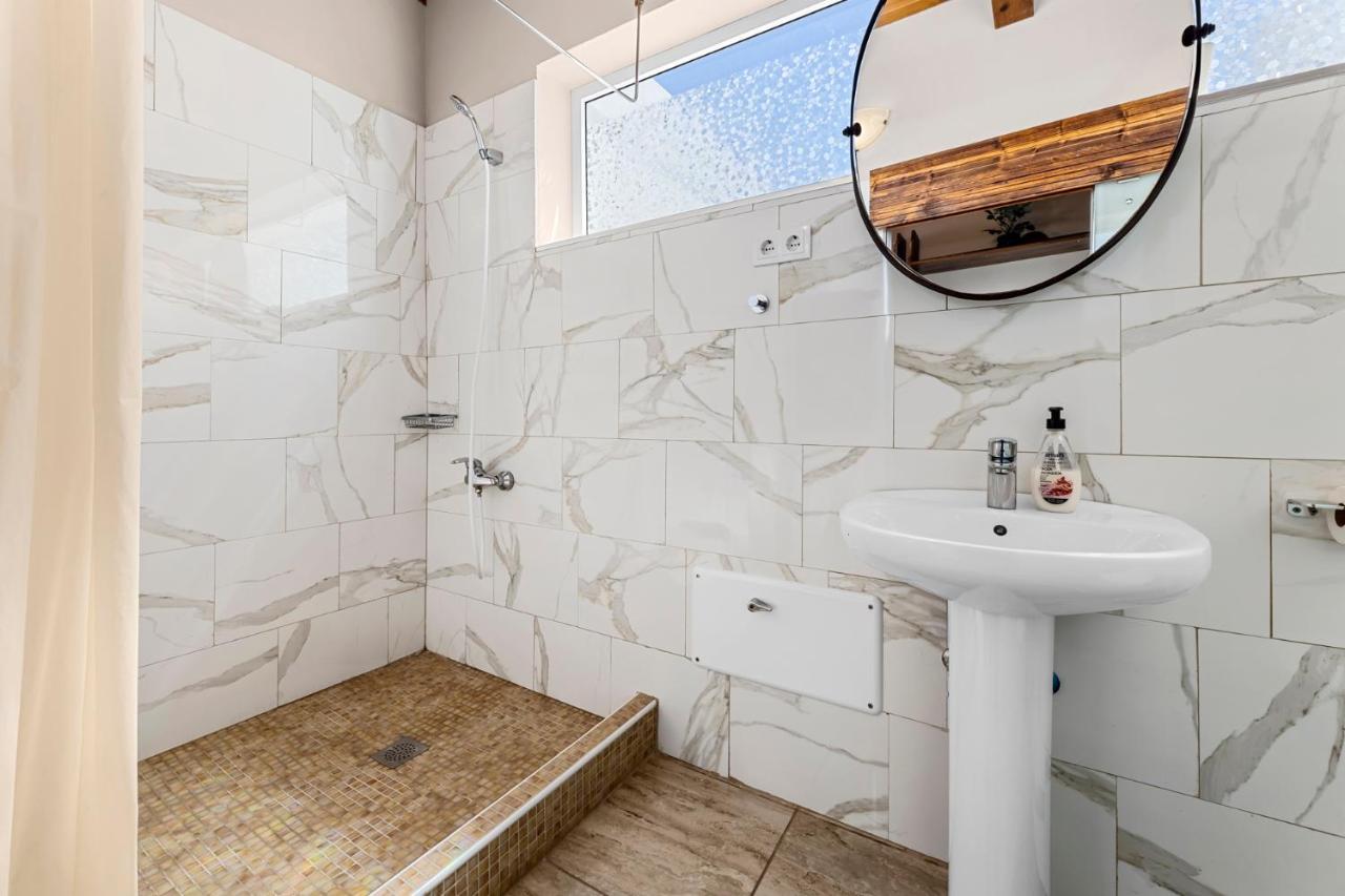 E Ensuite Vacation Apartment Lanzarote Arrecife  Exterior photo